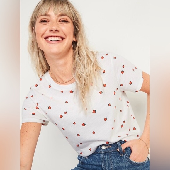 Old Navy Tops - Old Navy EveryWear Strawberry Print Slub-Knit T-Shirt - Size XL